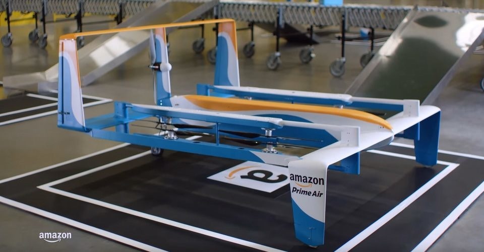 amazon prime air bezorgdrone quadcopter horizontaal verticaal vliegen ontwijksysteem 2015