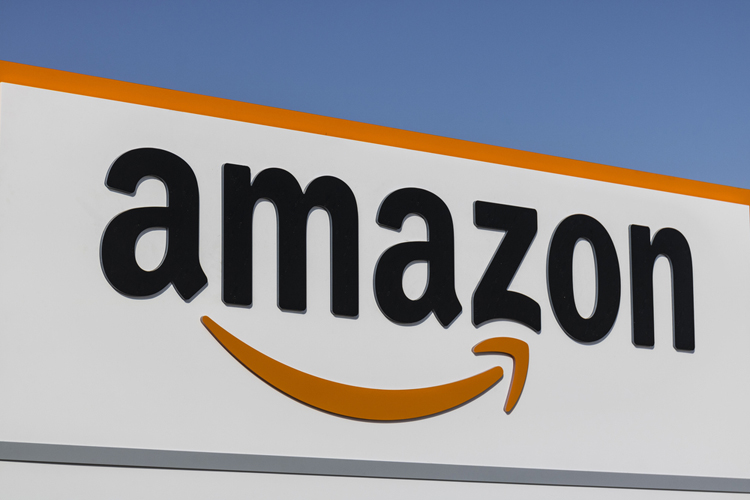 Amazon patenteert zelfvernietigende bezorgdrone