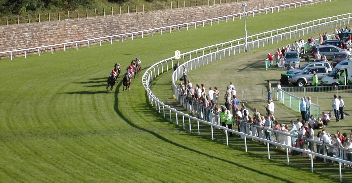 1468849668-paarden-jockey-drone-incident-verboden-british-horseracing-authority-2016.jpg