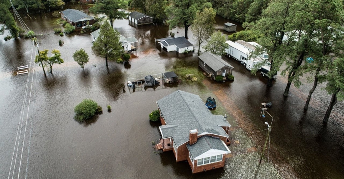 1537265538-drones-orkaan-florence-north-carolina-herstel-hulpverlening-elektriciteit-identificatie-overstroming-roy-cooper-duke-energy-2018-1.jpg