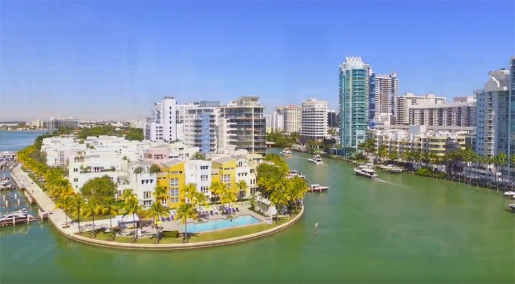 Dronevideo Miami Beach Florida, USA