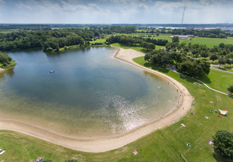 Zonsopkomst bij de Wijthmenerplas 